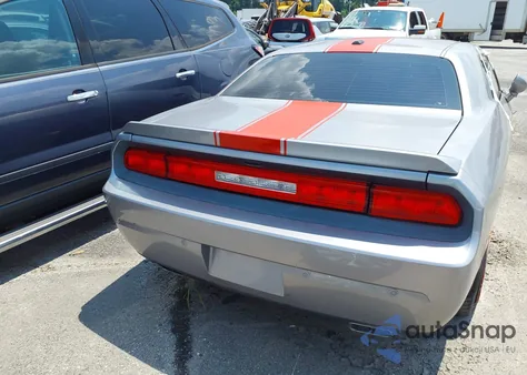 2013 Dodge Challenger Sxt z USA, uszkodzony, nr VIN 2C3CDYAG4DH729085